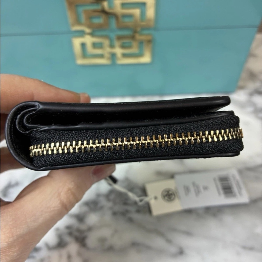 Tory Burch Black Saffiano Leather Emerson Bifold Wallet NWT - Picture 4 of 10